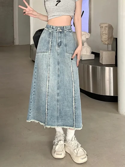 Retro A-line Faded Denim Skirt - Image 5