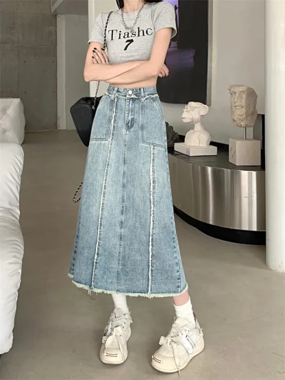 Retro A-line Faded Denim Skirt