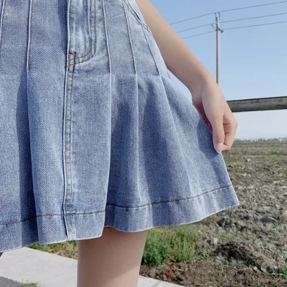 Pleated Mini Zippered Denim Skirt - Image 6