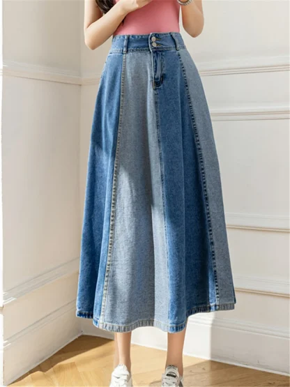 Two Tone A-line Midi Denim Skirt - Image 5