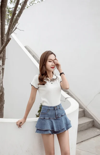 Chic Ruffled Mini Denim Skirt - Image 3