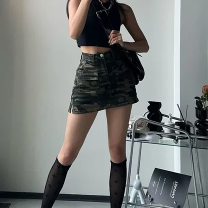 Camouflage Print Cargo Denim Skirt - Image 5