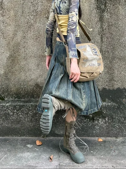 Retro Pleated Midi Denim Skirt - Image 5