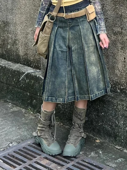 Retro Pleated Midi Denim Skirt - Image 3