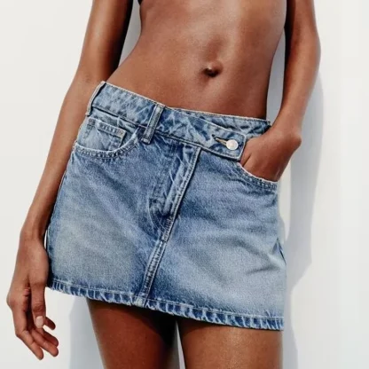Casual Chic Mini Denim Skirt