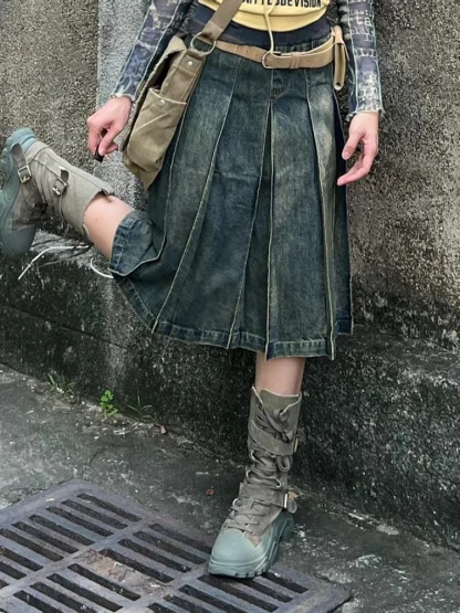 Retro Pleated Midi Denim Skirt - Image 2