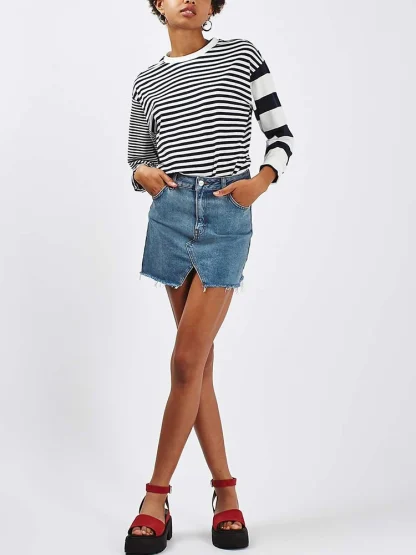 Frayed Hem Mini Denim Skirt - Image 4